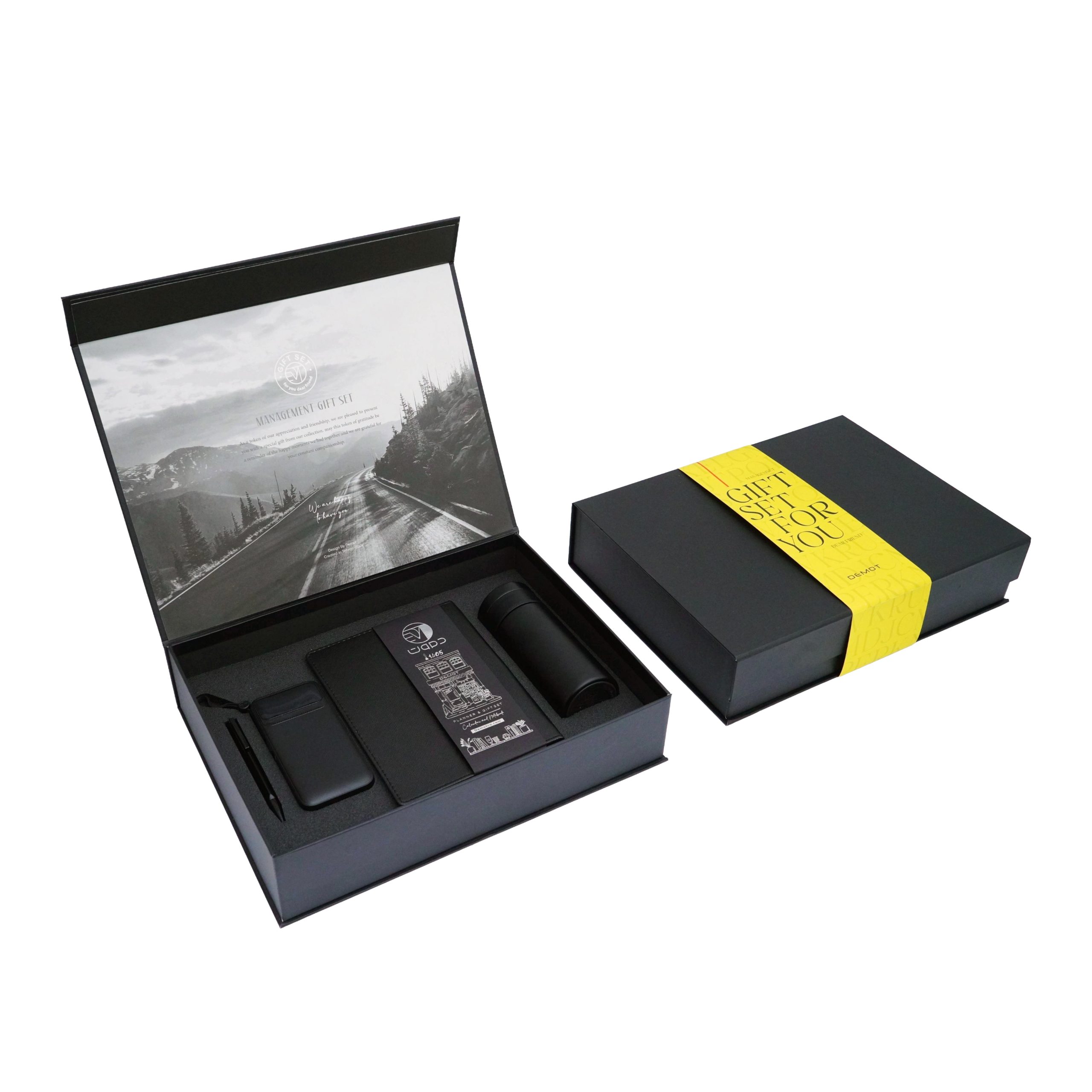 پرادا صفحه اول